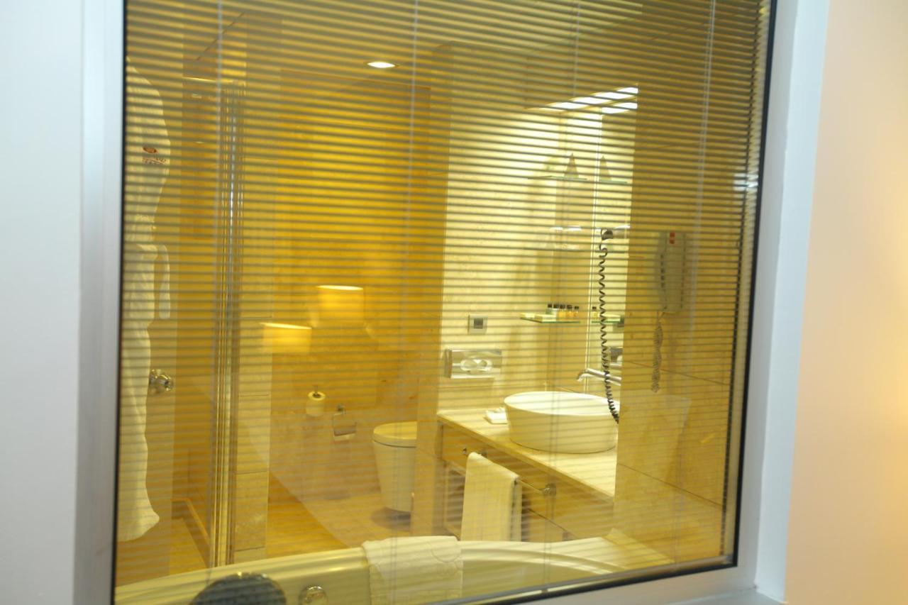 CPAnkara Hotel Exterior foto A venetian blind